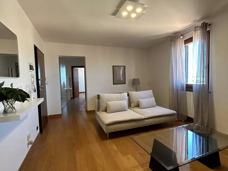 Immagine 12 di Bilocale in affitto  in Via Astagno a Ancona