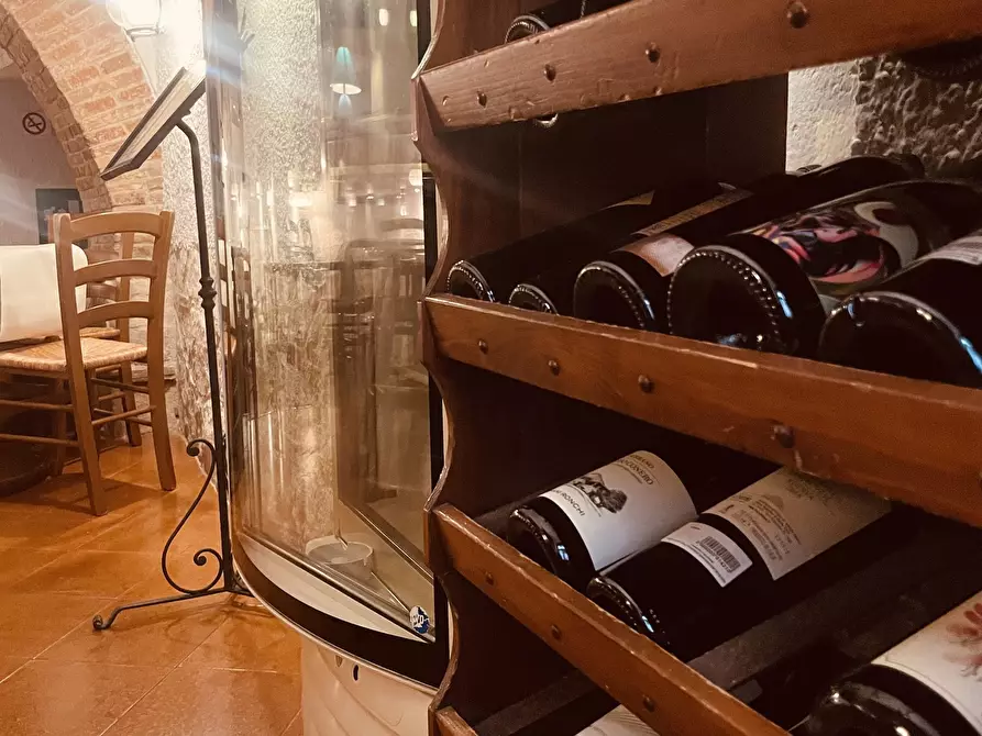 Immagine 23 di Bar / Ristorante in vendita  in Via Enrico Cialdini a Sirolo