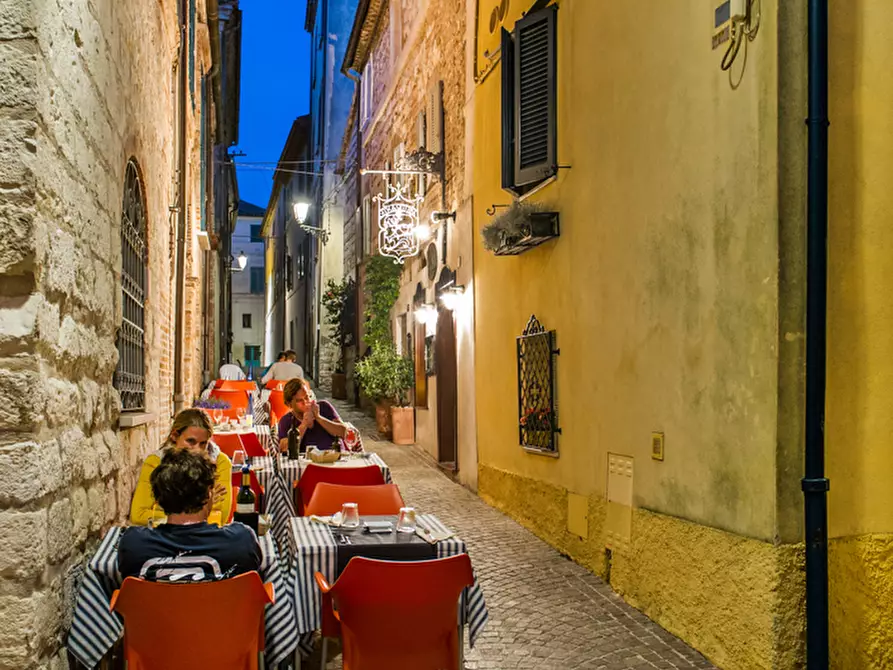 Immagine 16 di Bar / Ristorante in vendita  in Via Enrico Cialdini a Sirolo