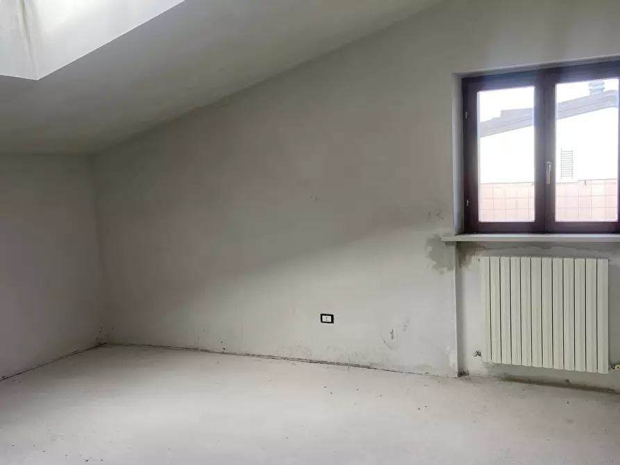 Immagine 8 di Attico in vendita  in via aldo moro a Osimo