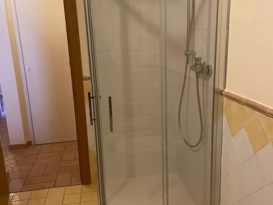 Immagine 10 di Bilocale in affitto  a Osimo