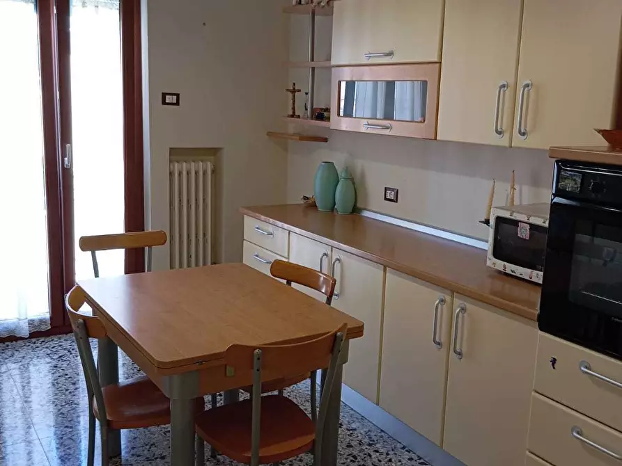 Immagine 20 di Bilocale in vendita  in Via Cingoli 7 a Ancona