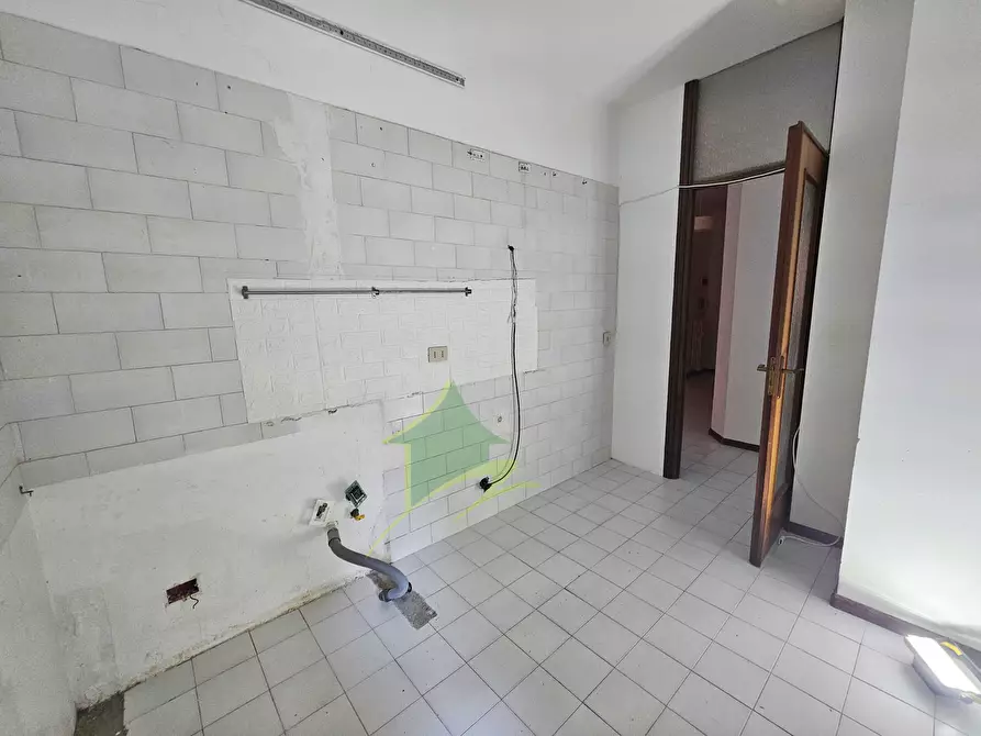 Immagine 10 di Trilocale in vendita  in corso Marconi 298 a San Remo