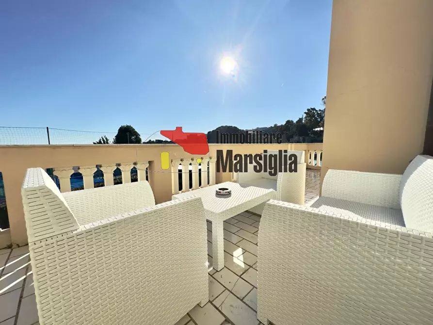 Immagine 9 di Villa in vendita  in Strada Solaro 105 a San Remo