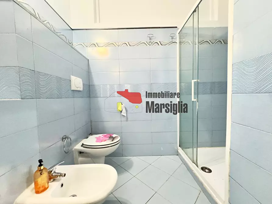 Immagine 17 di Trilocale in vendita  in Via Dante Alighieri 110 a San Remo