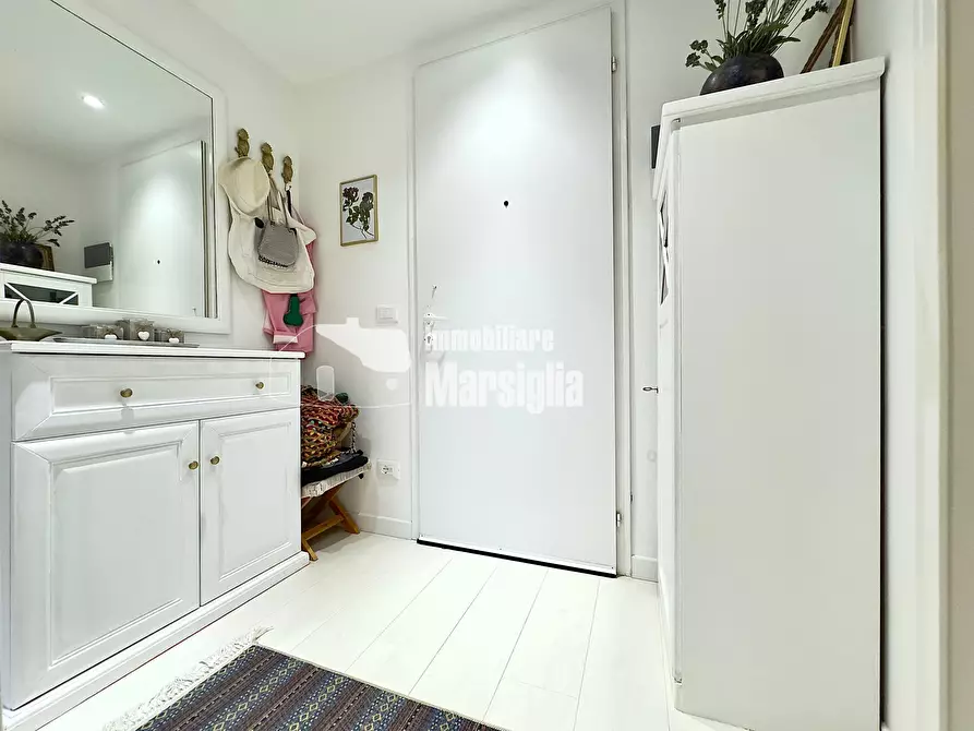 Immagine 11 di Bilocale in vendita  in Salita Grand Albergo 6 a San Remo