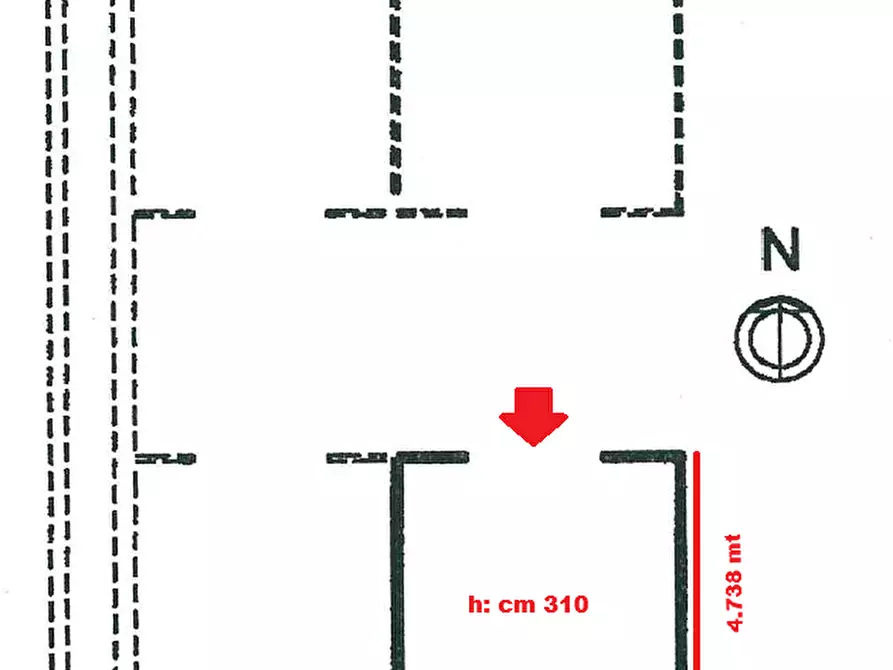 Immagine 4 di Garage in vendita  in VIA FRANCO ALFANO 32 a San Remo