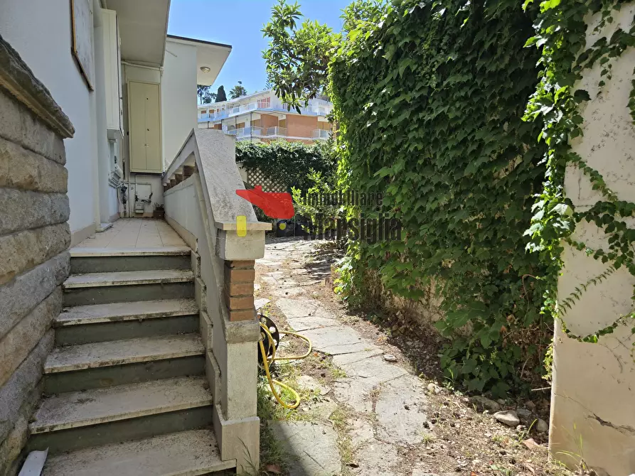 Immagine 11 di Quadrilocale in vendita  in VIA LUIGI NUVOLONI a San Remo