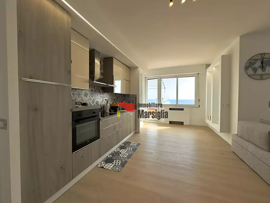 Immagine 12 di Attico in vendita  in CAPO PINO a San Remo