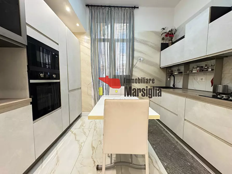 Immagine 7 di Trilocale in vendita  in Corso Giuseppe Garibaldi 100 a San Remo