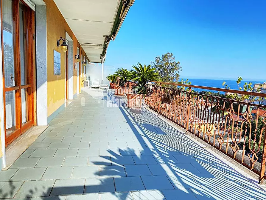 Immagine 8 di Attico in vendita  in Strada Privata Vallarino a San Remo