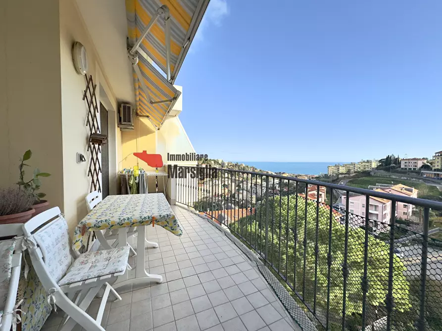 Immagine 2 di Trilocale in vendita  in Strada San Lorenzo 30 a San Remo