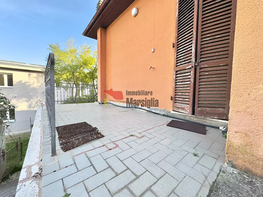 Immagine 2 di Casa indipendente in vendita  in VIA DE AMICIS 83 a San Remo