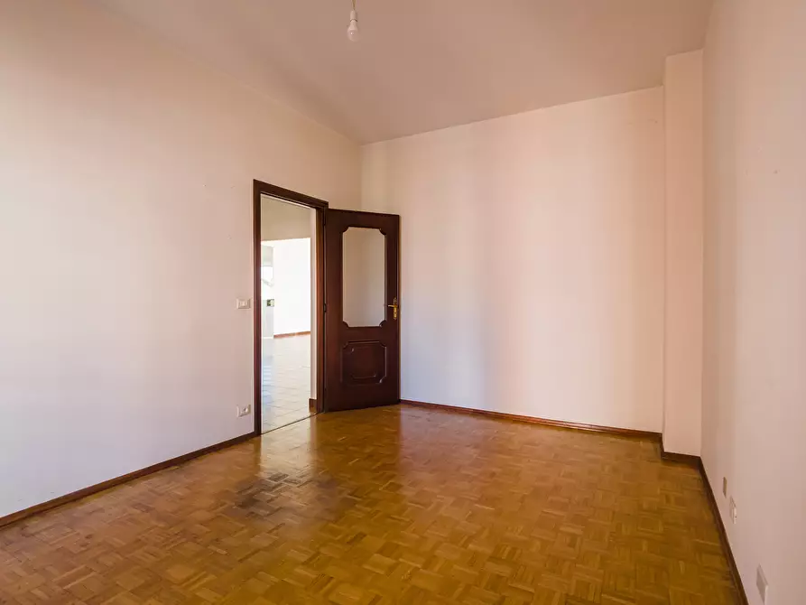 Immagine 13 di Quadrilocale in vendita  in Via Castellino a Torino