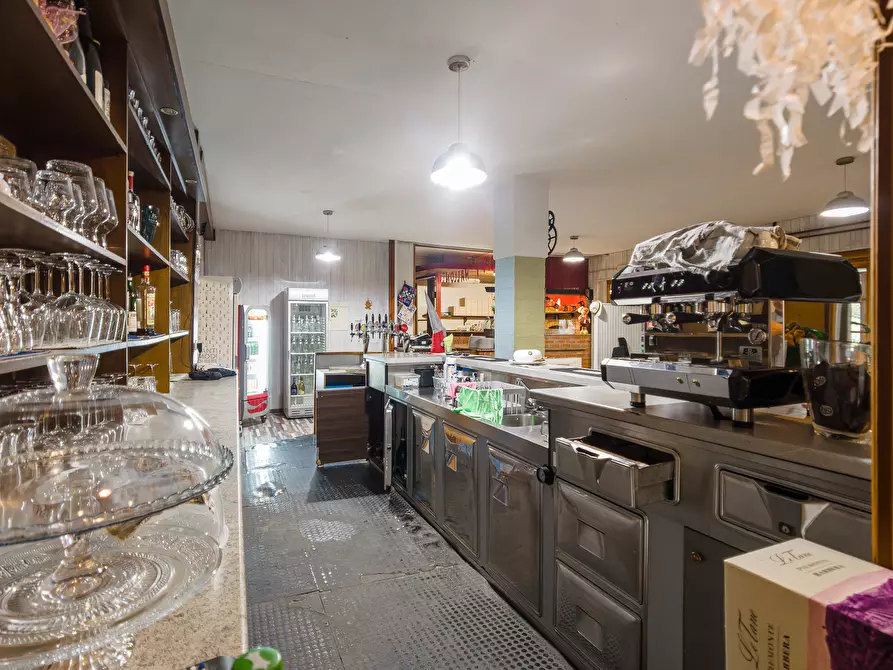 Immagine 18 di Bar / Ristorante in vendita  in Via Losa a Pessinetto