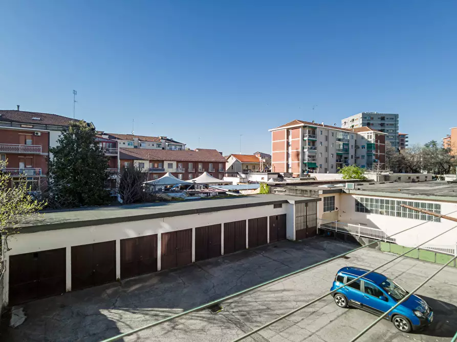 Immagine 35 di Trilocale in vendita  in Via Giorgio Bellono a Torino