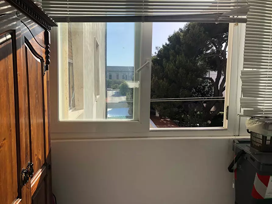 Immagine 2 di Trilocale in vendita  a Livorno