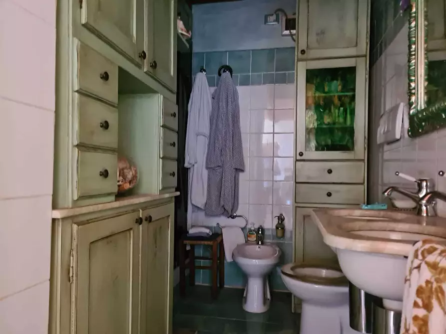 Immagine 18 di Trilocale in vendita  a Livorno