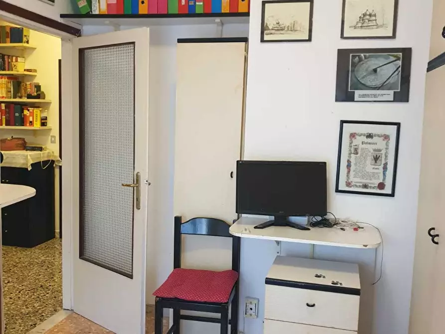 Immagine 22 di Appartamento in vendita  a Livorno