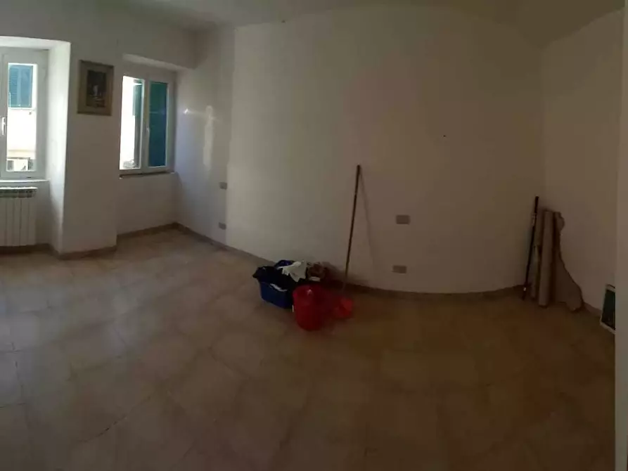 Immagine 18 di Appartamento in vendita  a Livorno