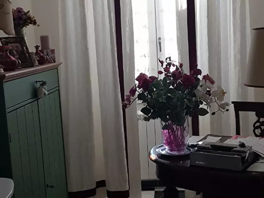 Immagine 5 di Porzione di casa in vendita  a Livorno