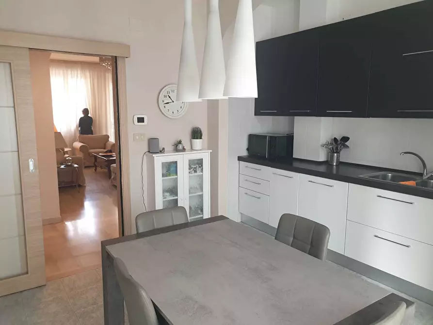 Immagine 6 di Quadrilocale in vendita  a Livorno