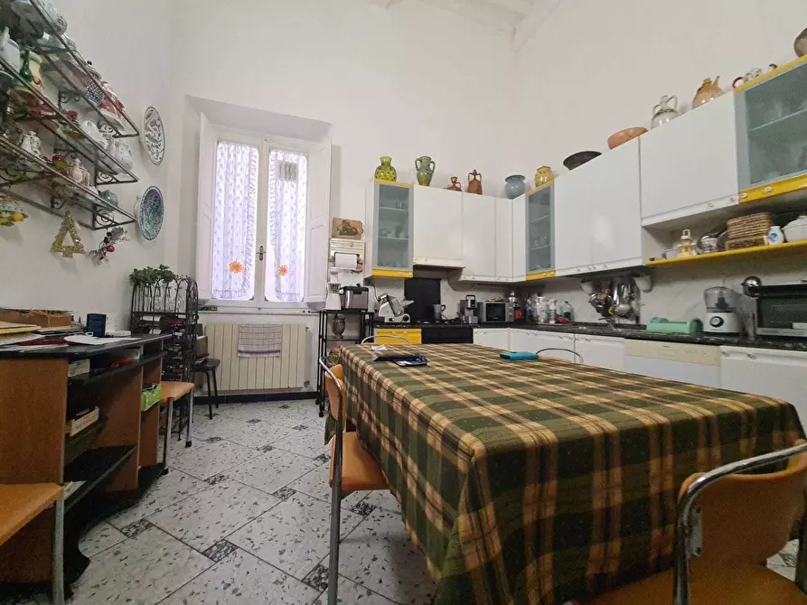 Immagine 14 di Pentalocale in vendita  a Livorno