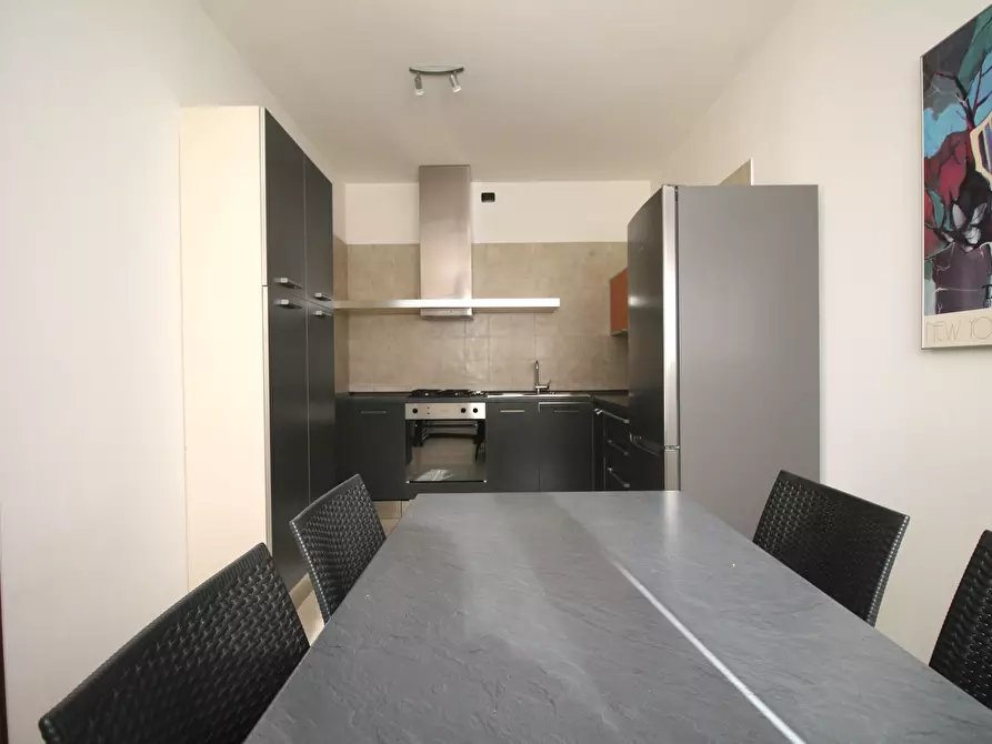 Immagine 9 di Trilocale in vendita  a Como