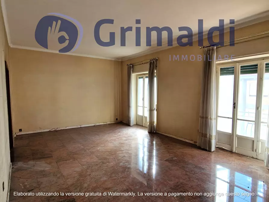 Immagine 3 di Pentalocale in vendita  in Via Michelangelo Schipa 91 a Napoli