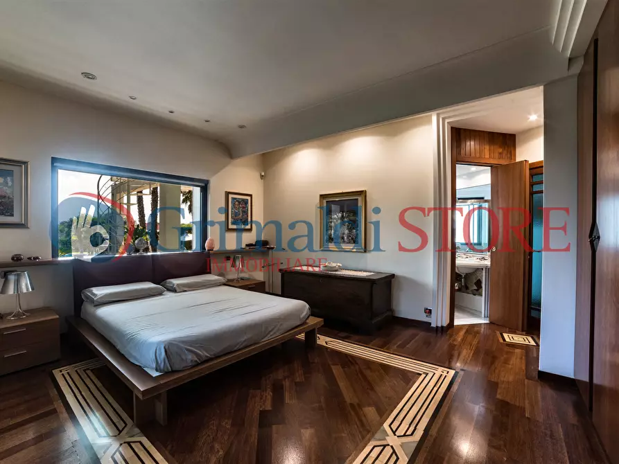 Immagine 46 di Villa in vendita  a Grottaglie