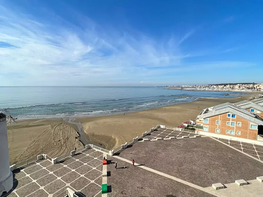 Immagine 1 di Trilocale in affitto  in Via Michelangelo 13 a Nettuno