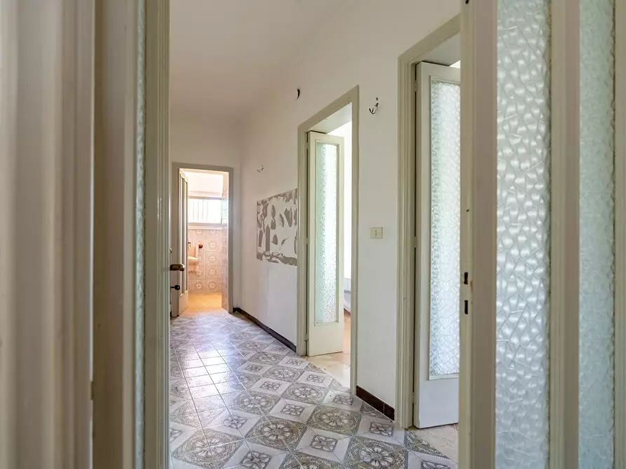 Immagine 43 di Villa in vendita  in Via Camaiore 2 a Lecce