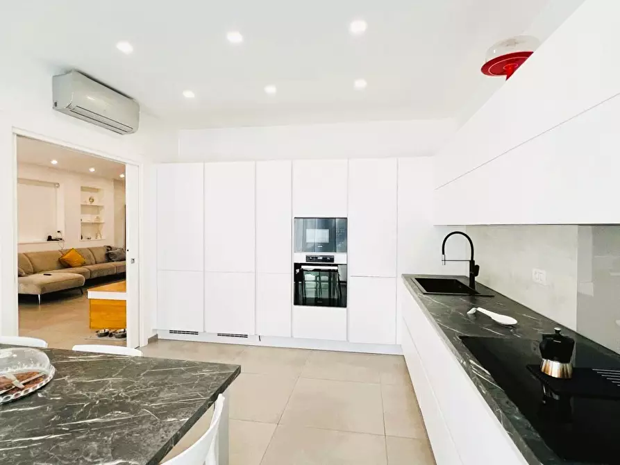 Immagine 17 di Villetta a schiera in vendita  in Via Michele Massari 13 a Lecce