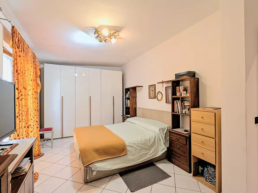 Immagine 14 di Trilocale in vendita  in Via Etna 10/d a Aprilia