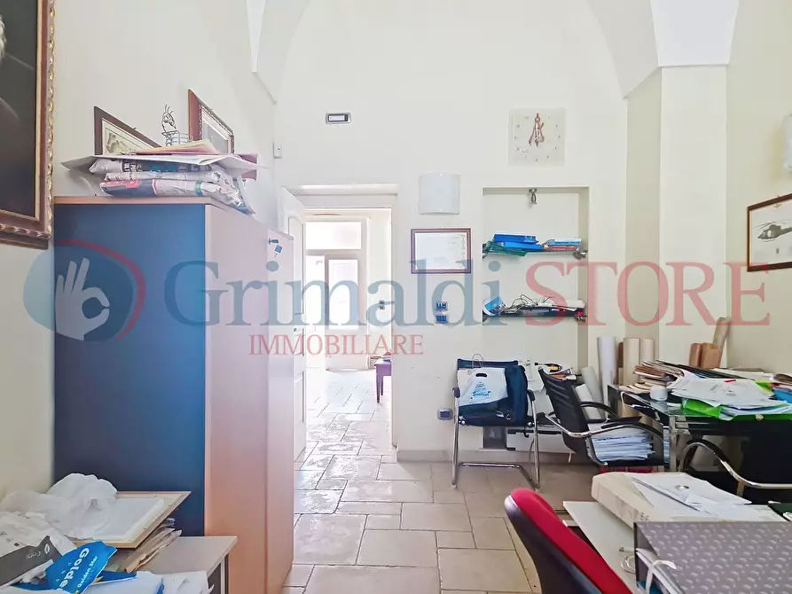 Immagine 15 di Ufficio in vendita  a Francavilla Fontana