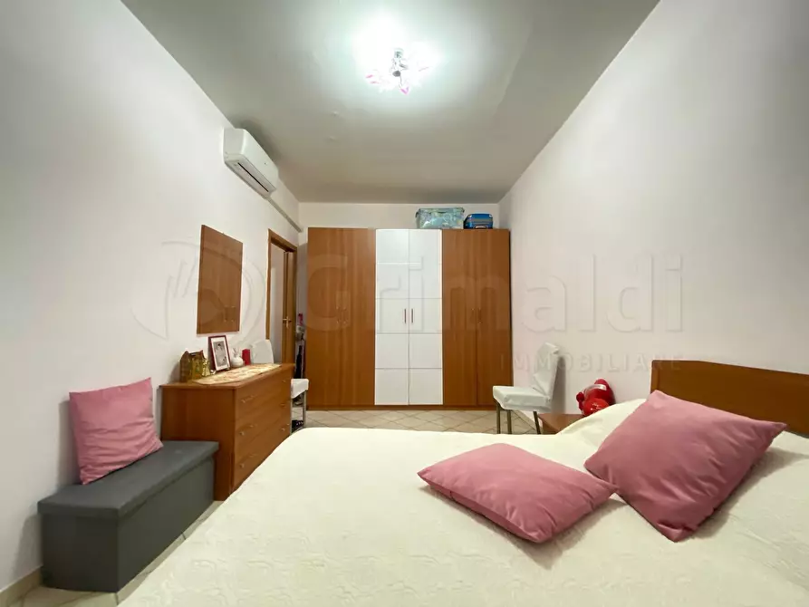 Immagine 3 di Bilocale in vendita  a Giugliano In Campania