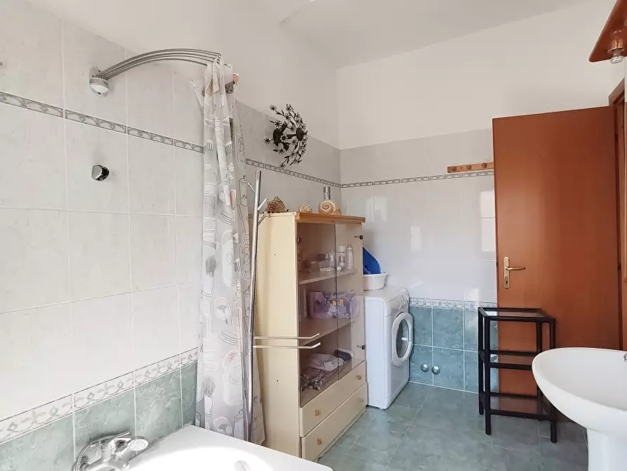 Immagine 13 di Trilocale in vendita  in Via Etna 10/d a Aprilia