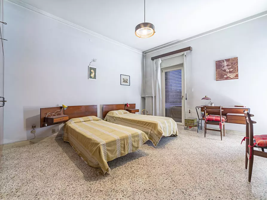 Immagine 15 di Quadrilocale in vendita  in Via Regina Elena 23 a Lecce