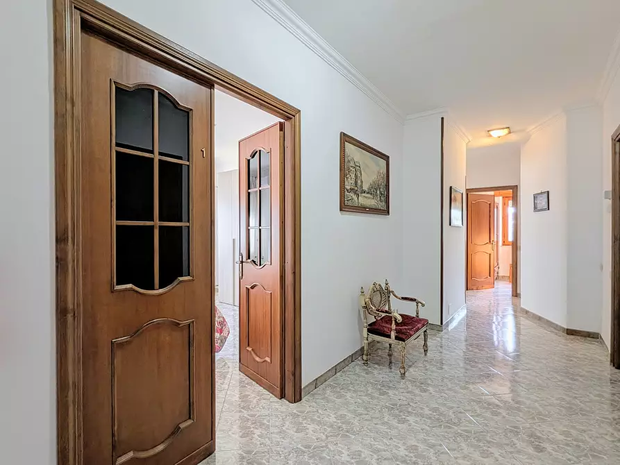 Immagine 25 di Villa in vendita  in Via Granieri 56 a Nettuno