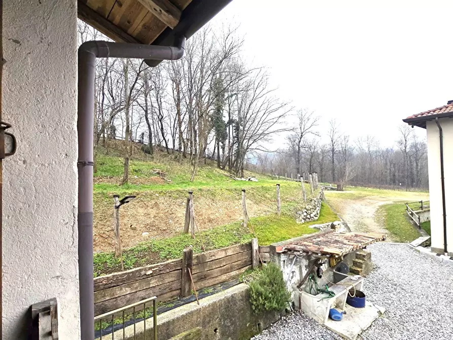 Immagine 28 di Rustico / casale in vendita  in Via C. Battisti 4 a Merone