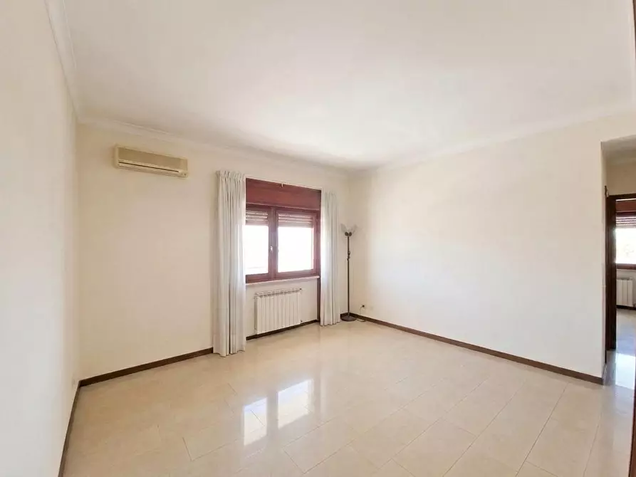 Immagine 35 di Appartamento in vendita  in Strada Panoramica dello Stretto a Messina