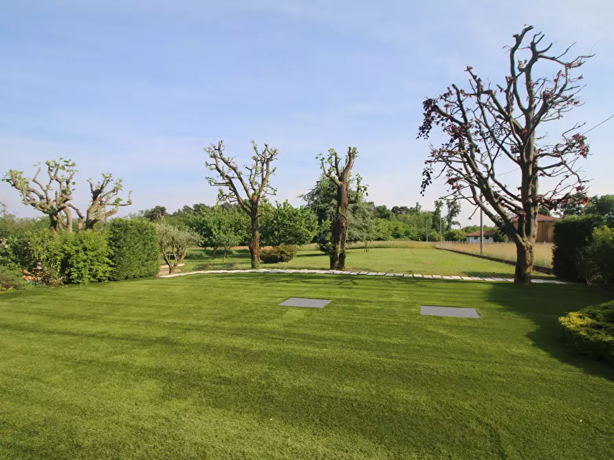 Immagine 50 di Villetta a schiera in vendita  a Appiano Gentile
