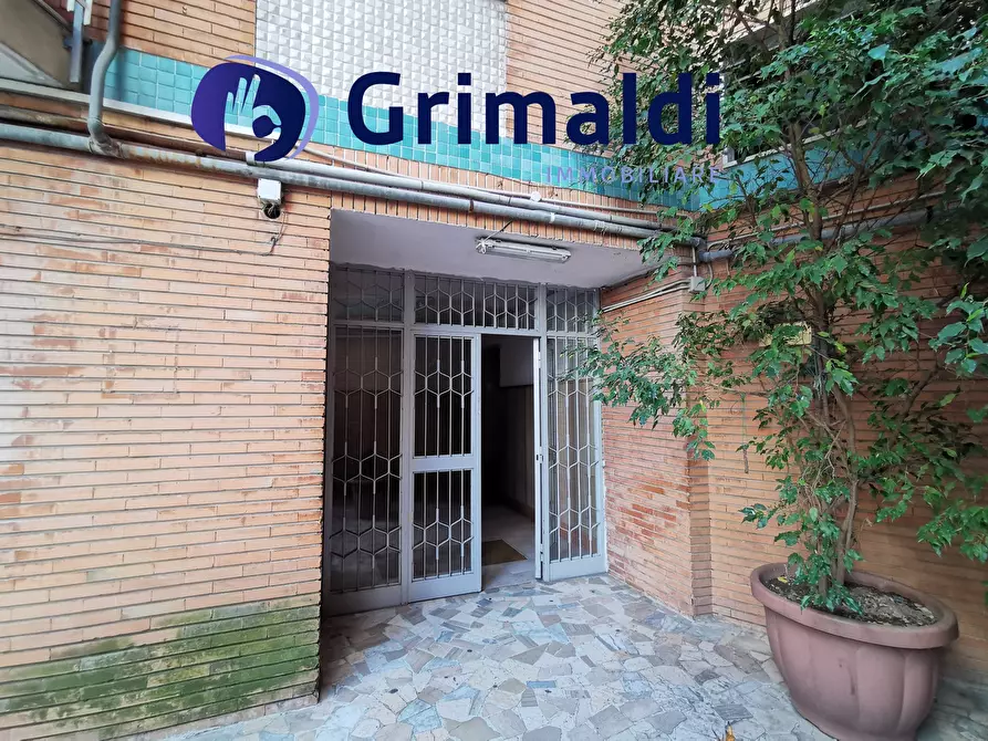 Immagine 22 di Quadrilocale in vendita  in Via Nicola Fasano 5 a Pozzuoli