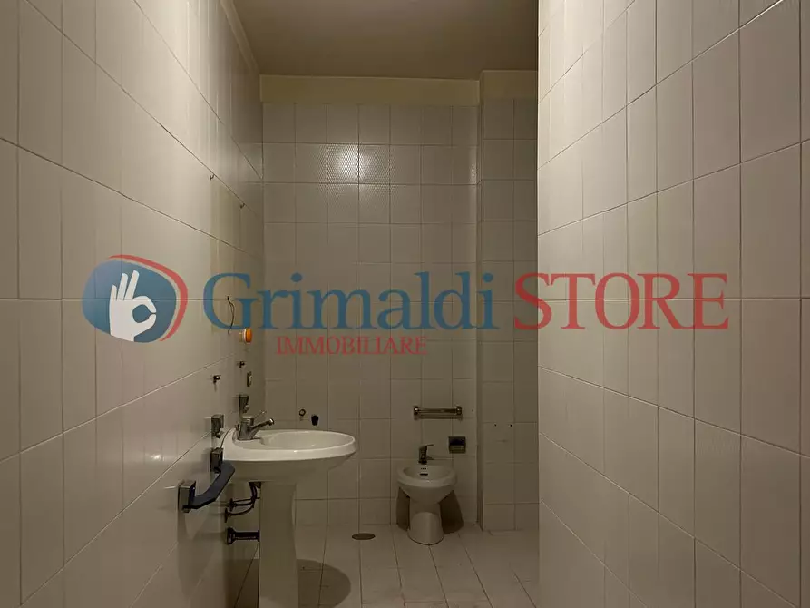 Immagine 40 di Pentalocale in vendita  in Via Giovanni Gentile 3030 a Lecce