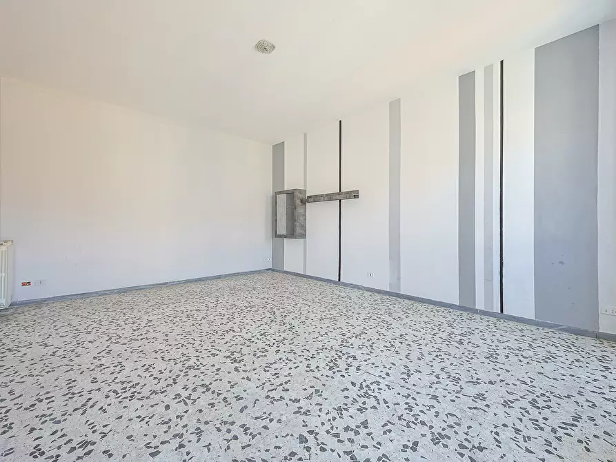 Immagine 18 di Quadrilocale in vendita  in Corso Vittoria Colonna 56 a Marino