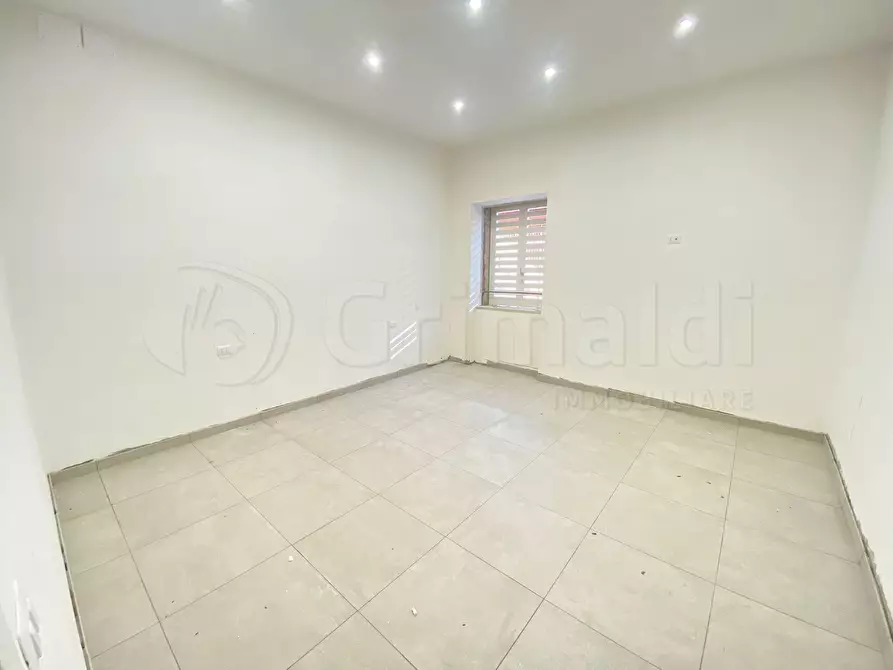 Immagine 5 di Villa in affitto  a Giugliano In Campania