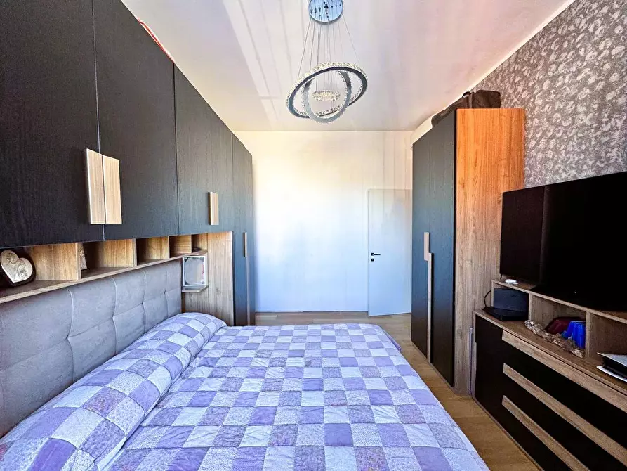 Immagine 16 di Trilocale in vendita  in Via Alessandro Manzoni 3 a Pero