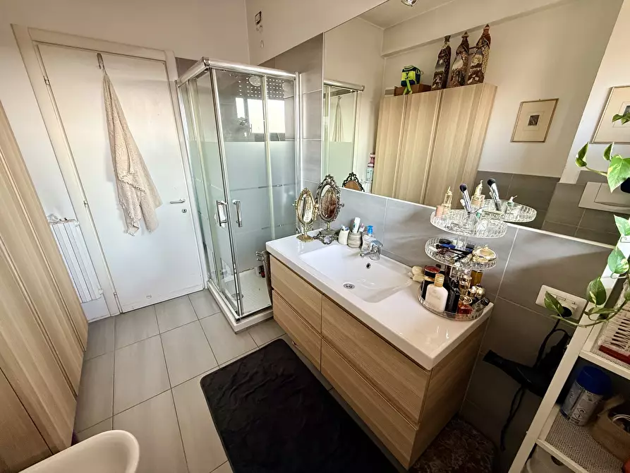 Immagine 14 di Attico in vendita  in Via Carnia 20 a Milano