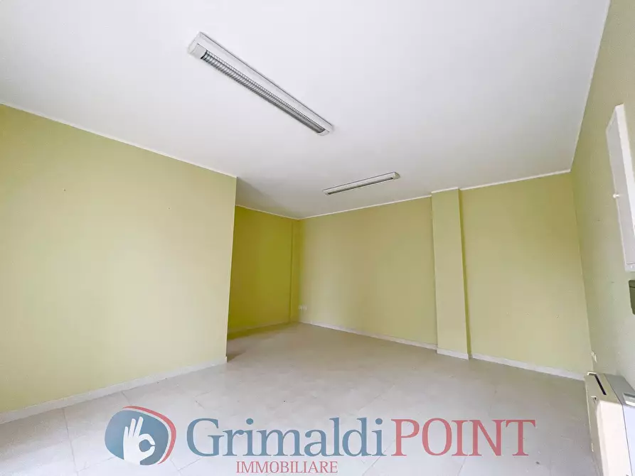 Immagine 16 di Ufficio in affitto  in Via Taranto 185 a Lecce