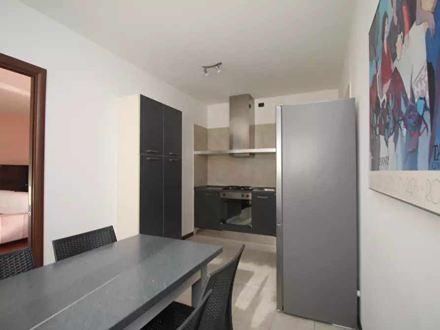 Immagine 10 di Trilocale in vendita  a Como